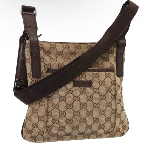Gucci Handbags - Authenticated Gucci Jacquard Messenger Signature Pocket Crossbody Shoulder Bag